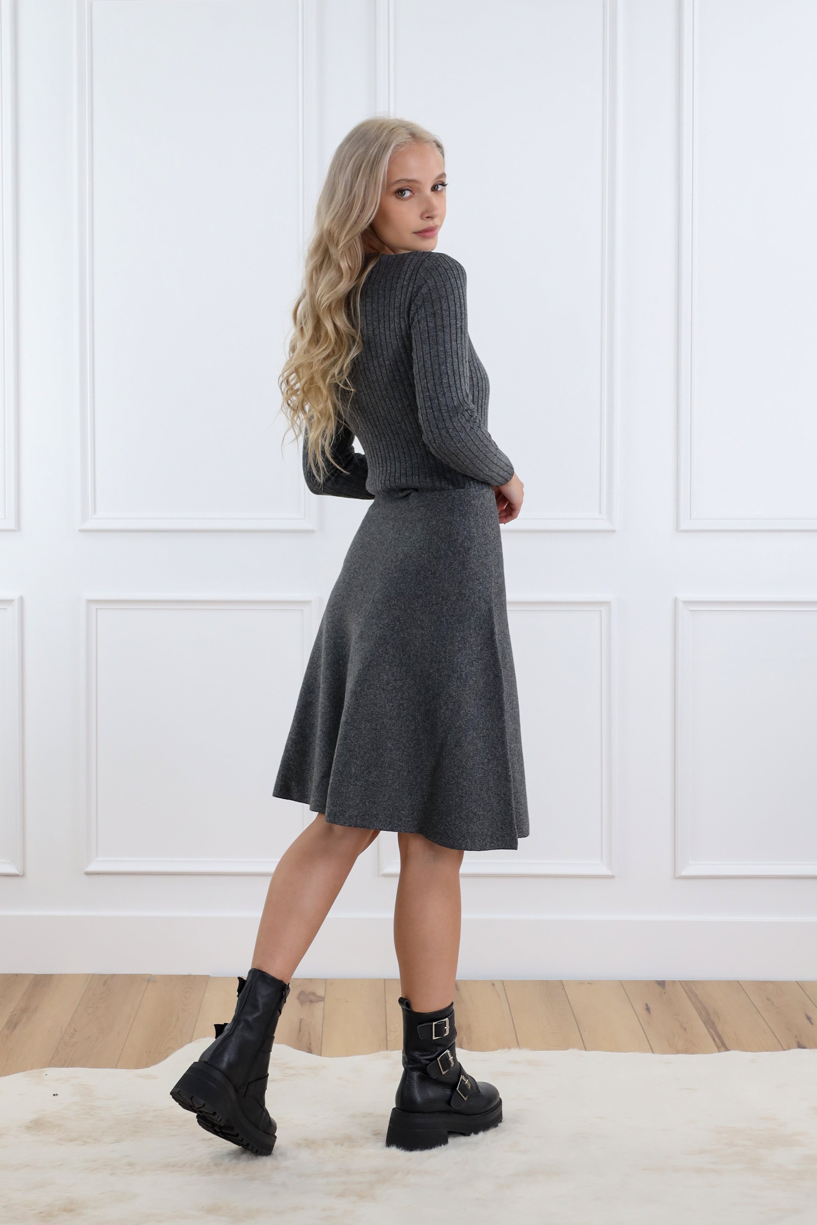 Basic Knit Skirt - 23"