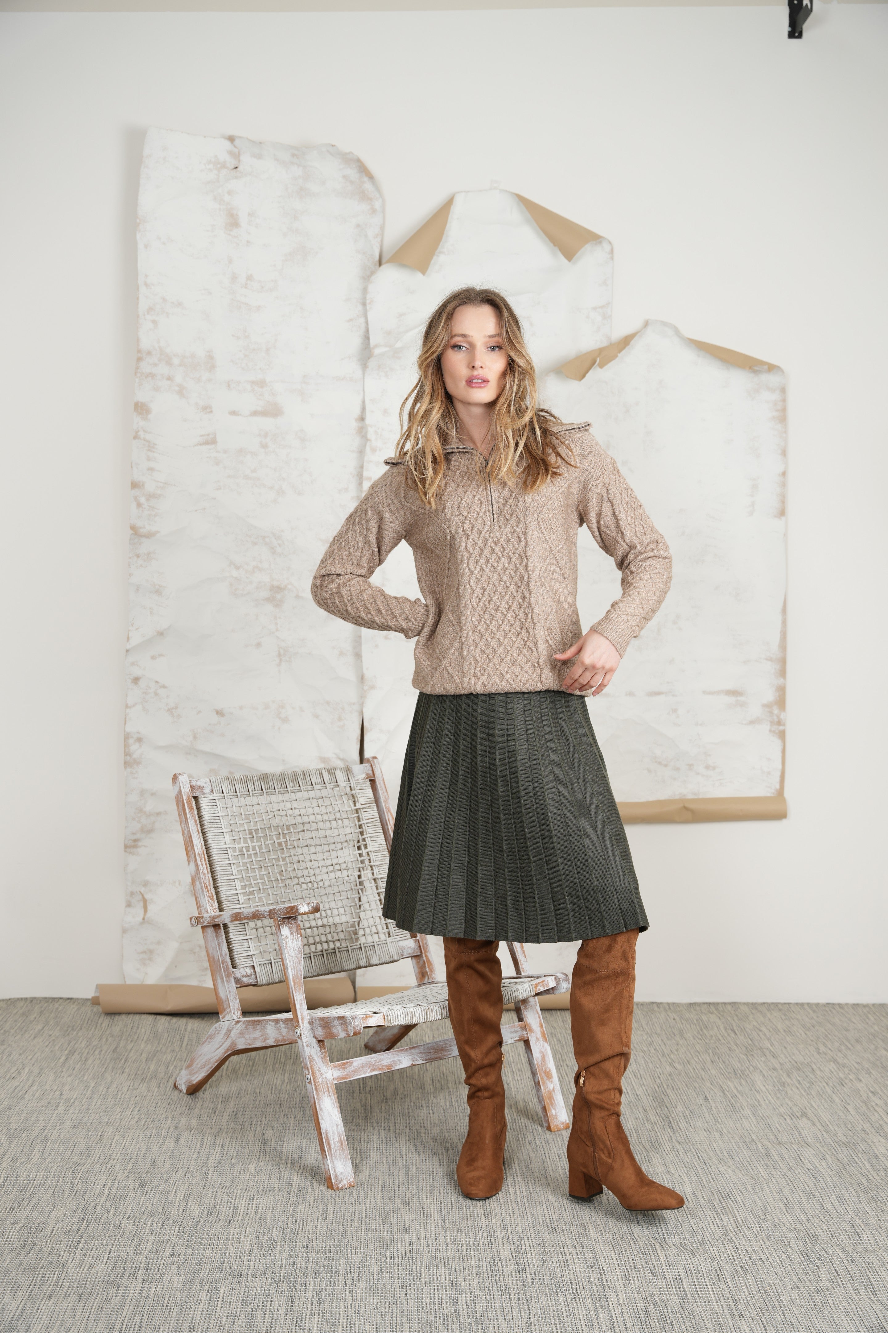 Knit Pleated Skirt 23"