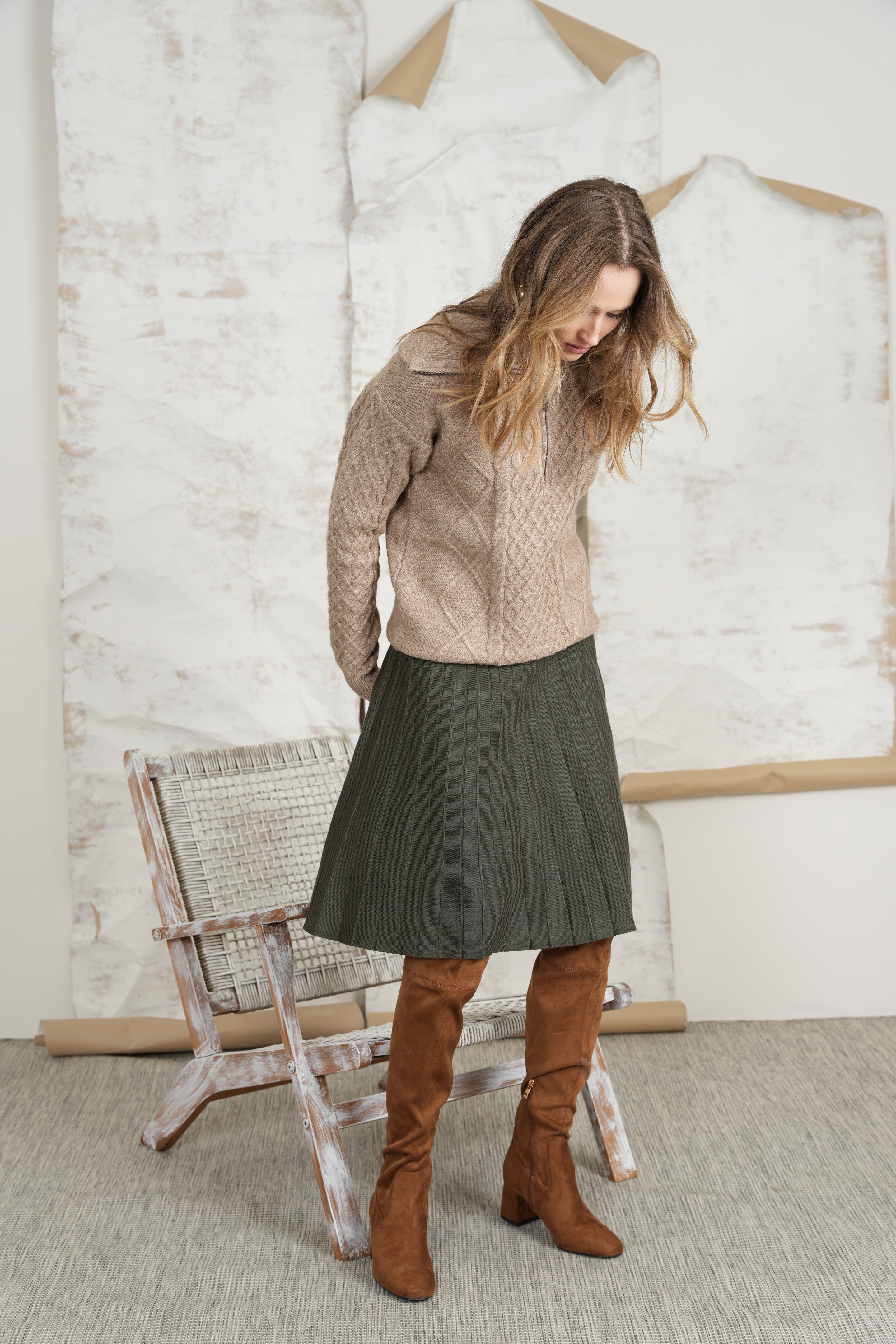 Knit Pleated Skirt 23"