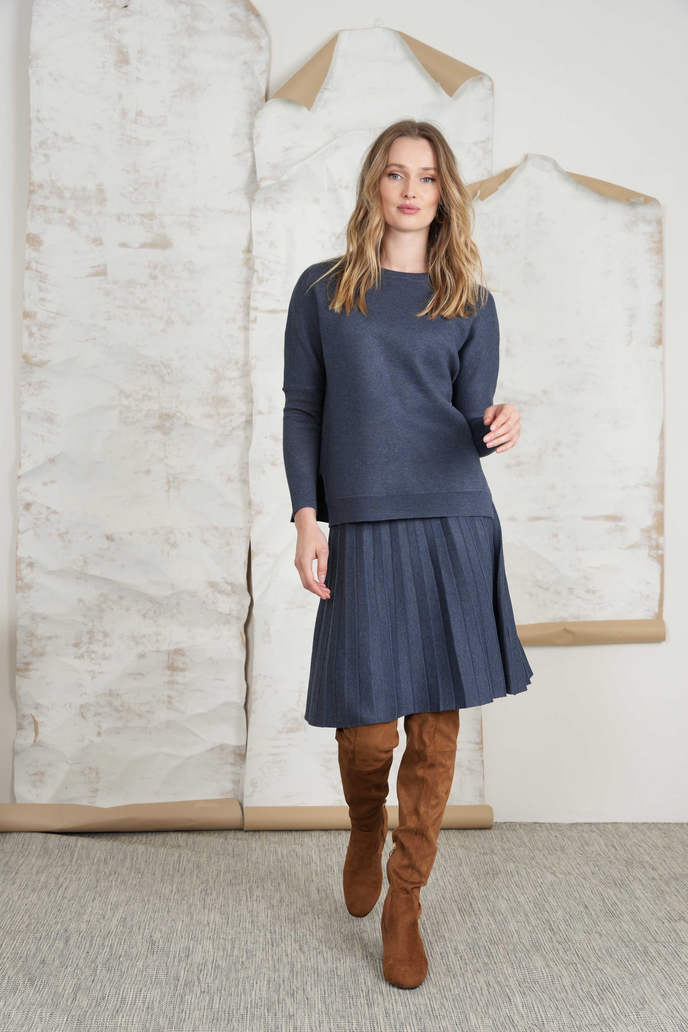 Knit Pleated Skirt 23"