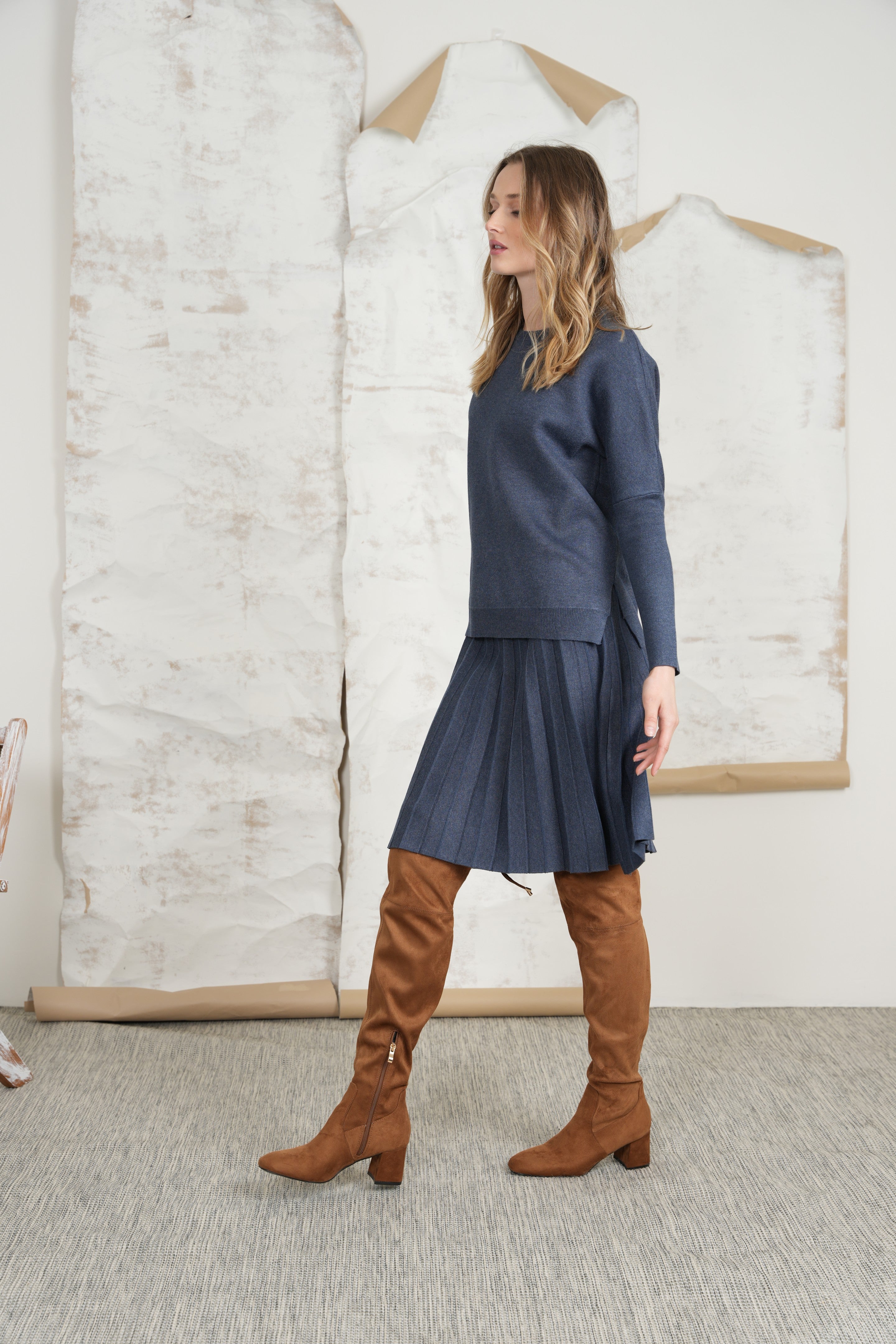 Knit Pleated Skirt 23"