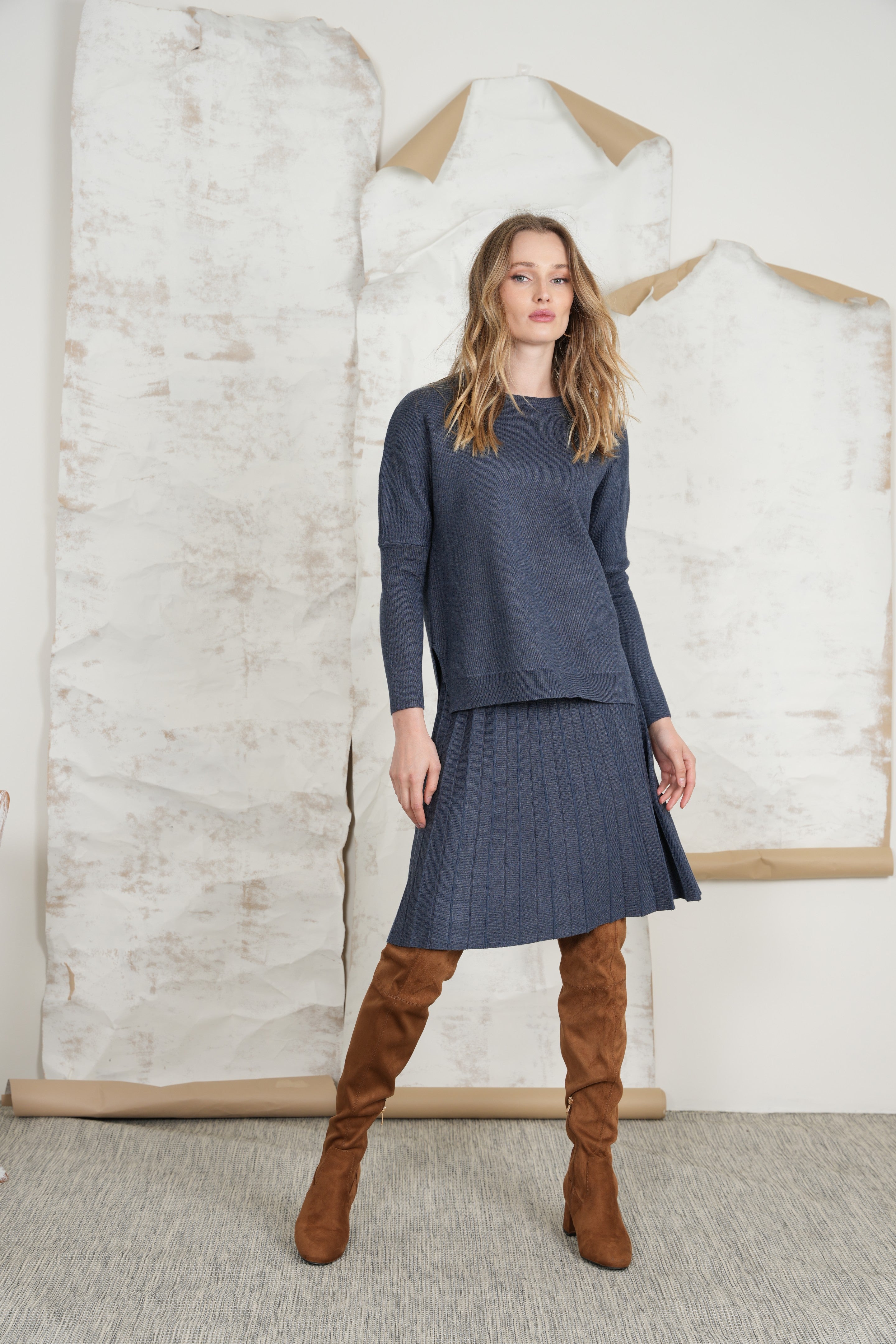 Knit Pleated Skirt 23"