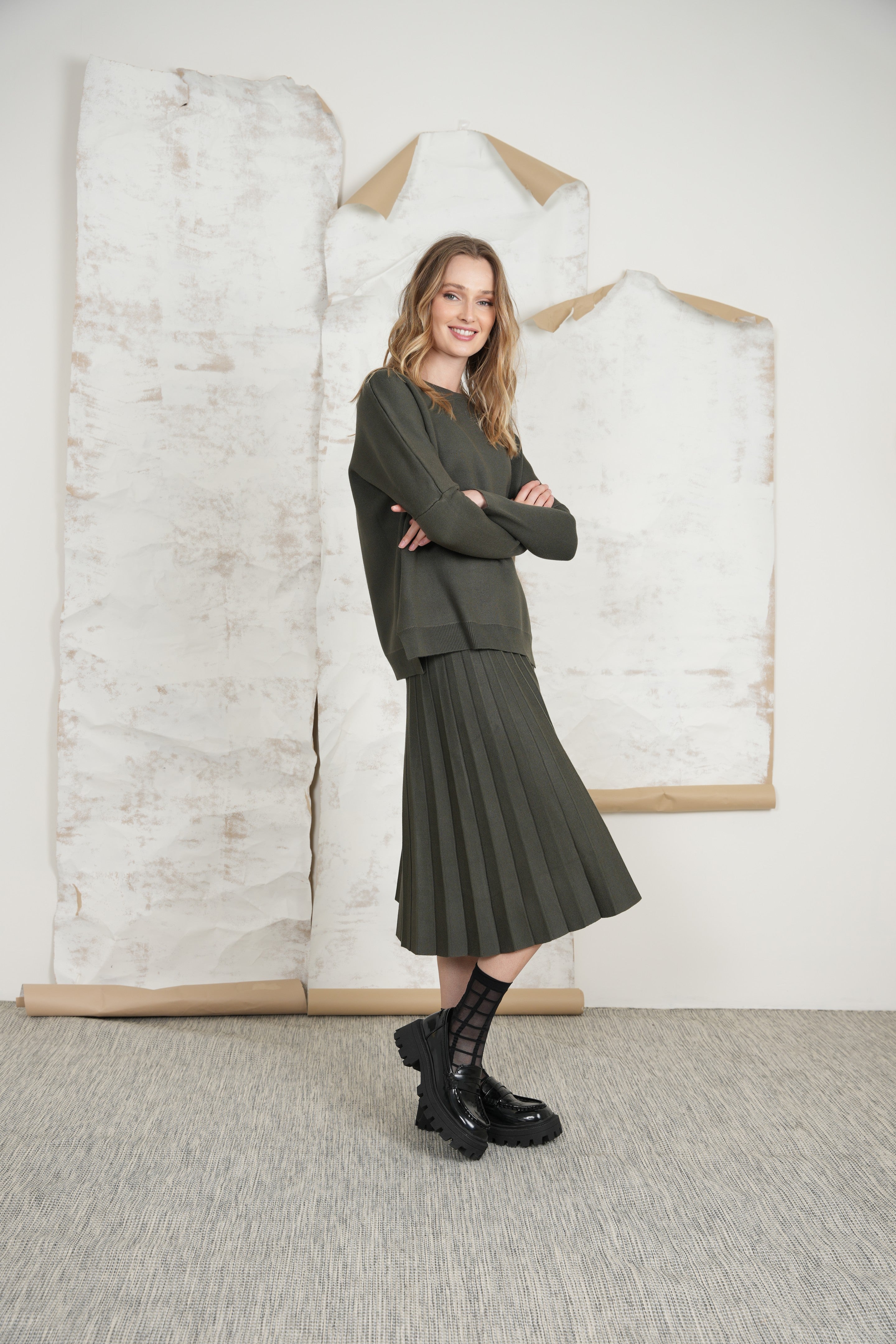 Knit Pleated Skirt 26"