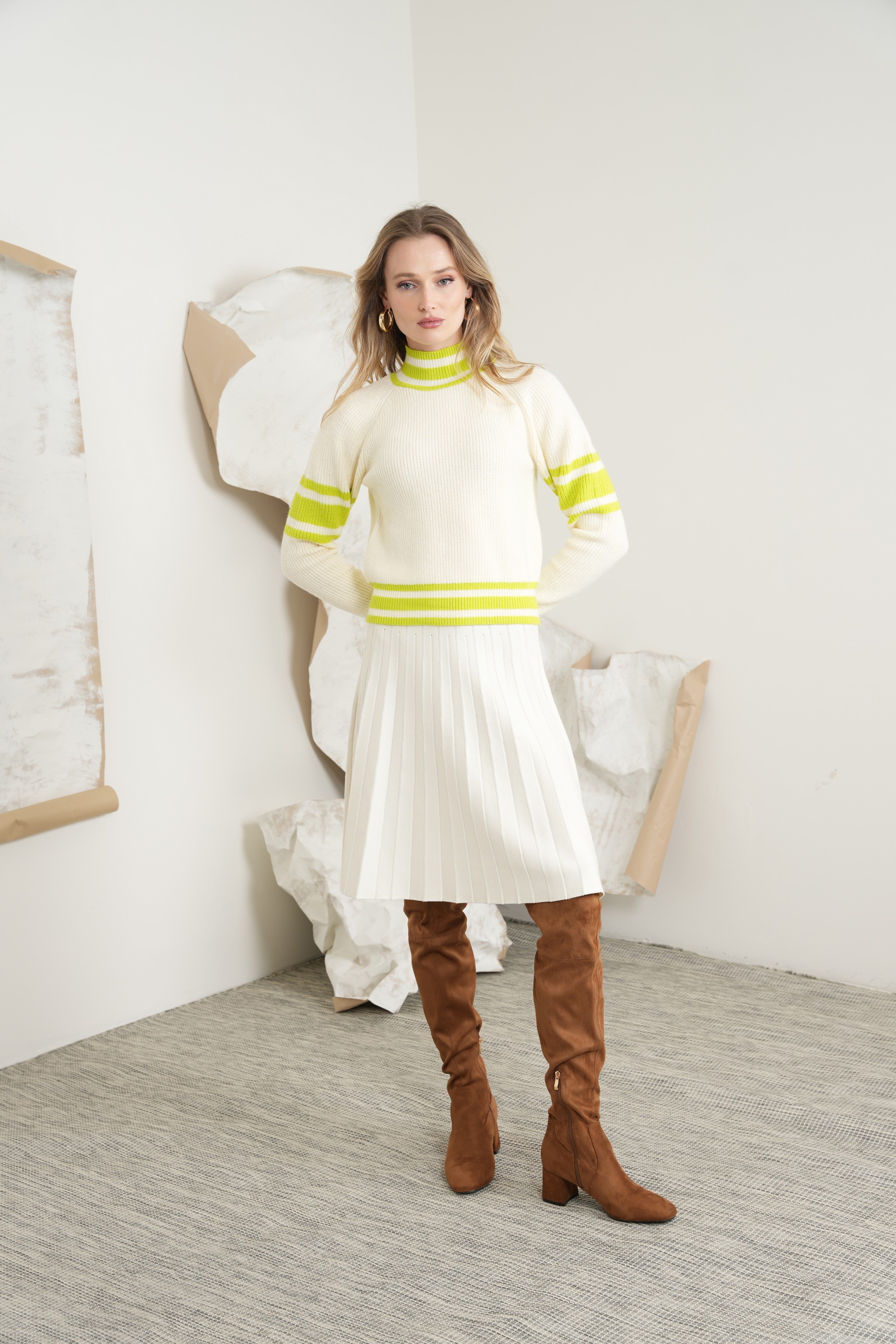 Knit Pleated Skirt 23"