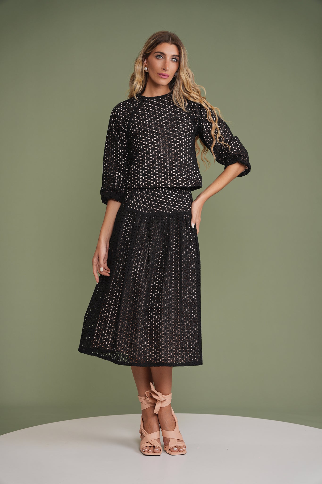 Eyelet Puff Sleeve Top