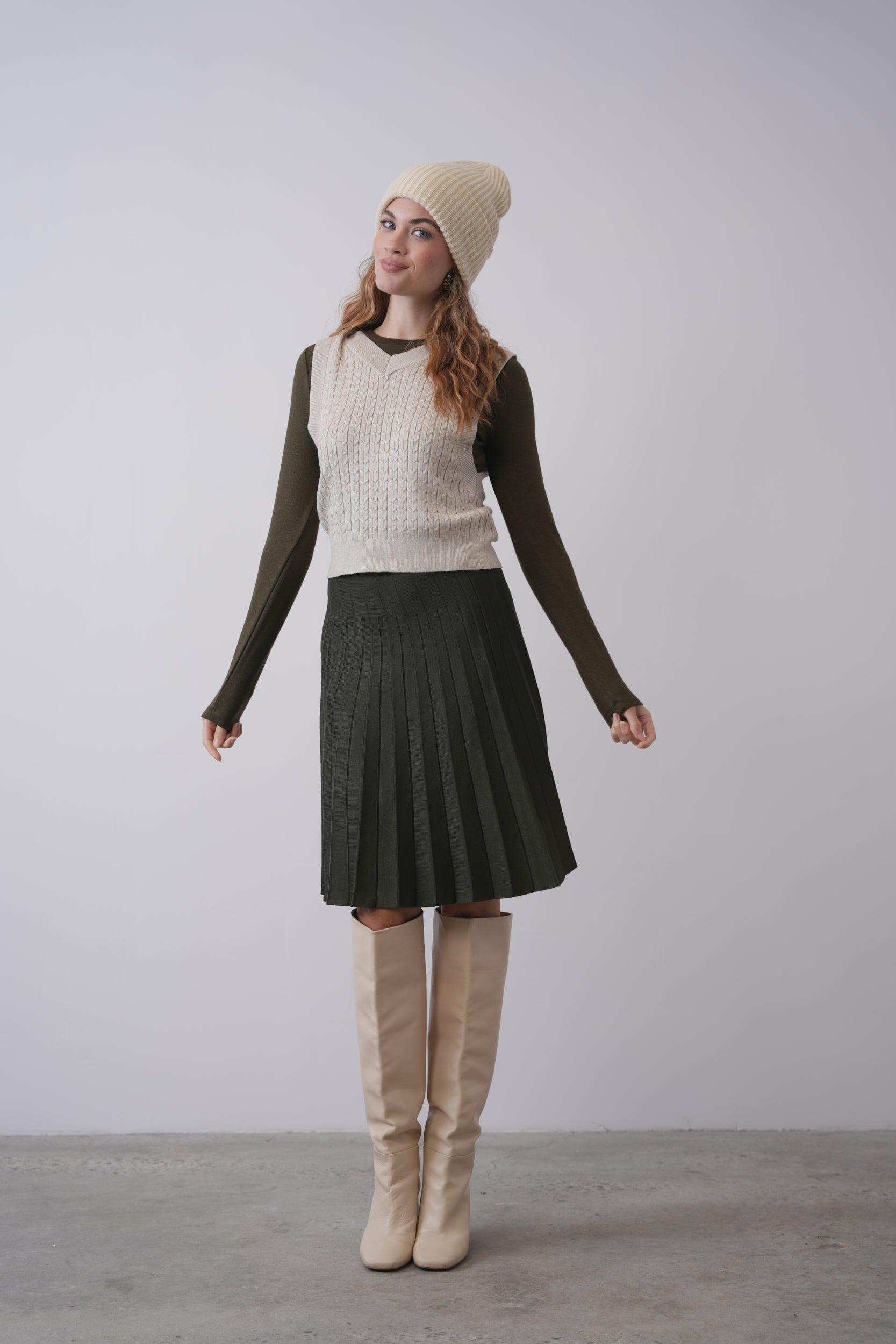 Knit Pleated Skirt 23"