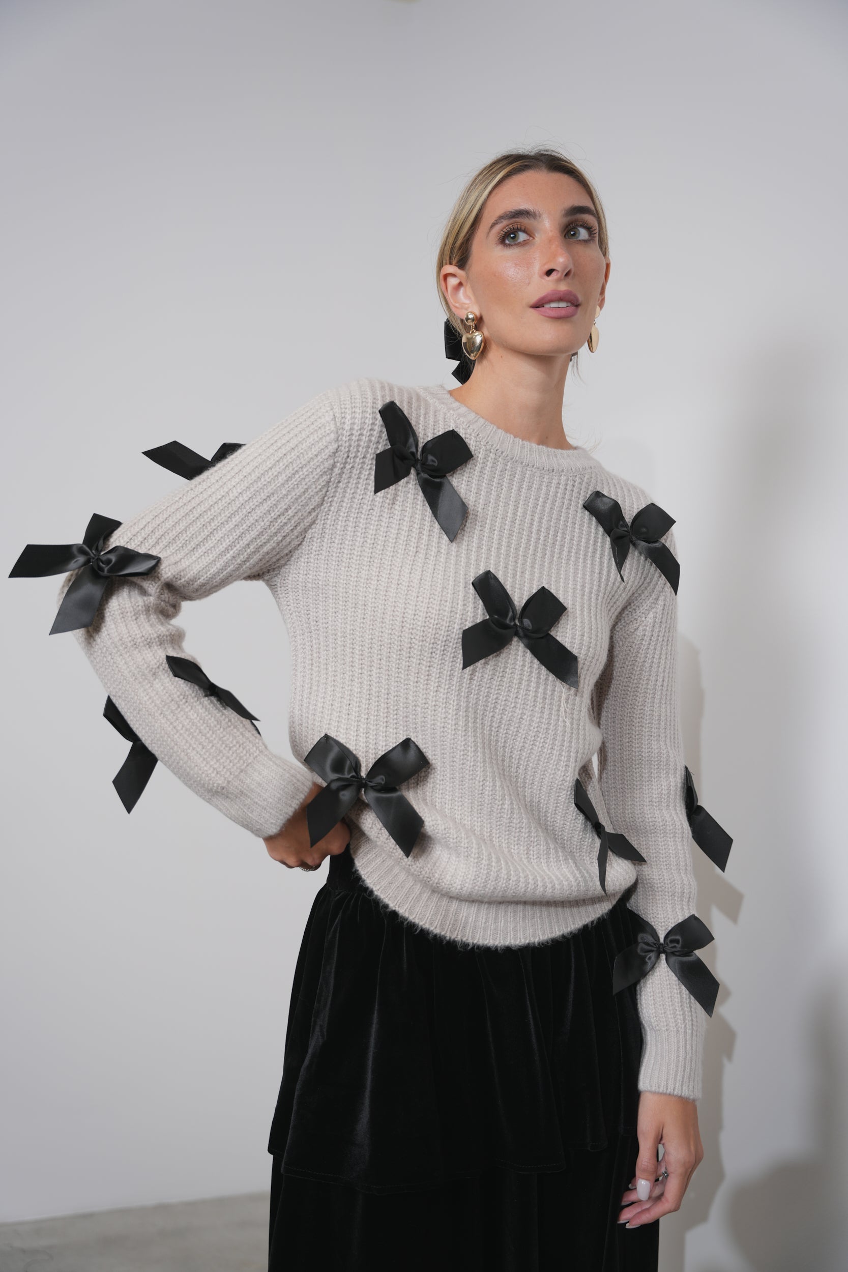 Bow Sweater