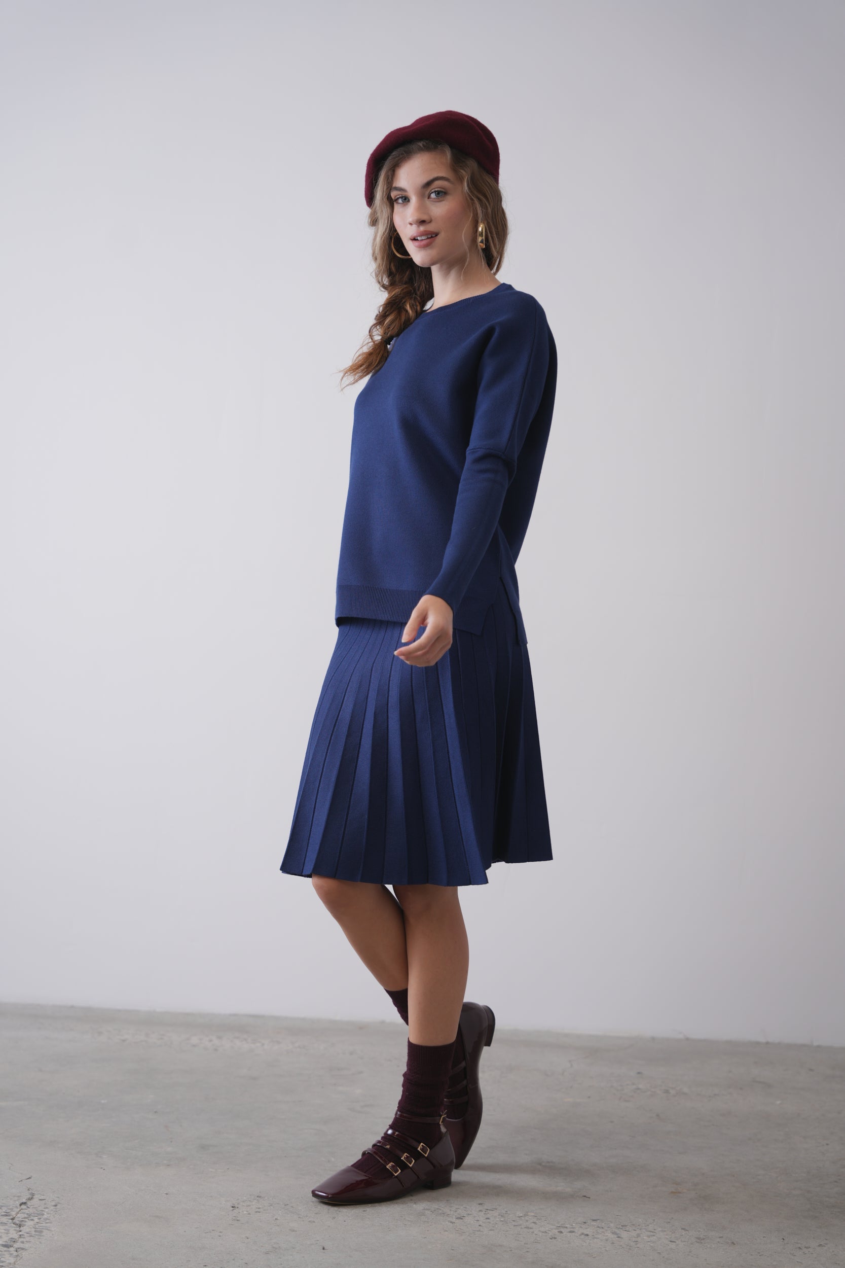 Knit Pleated Skirt 23"