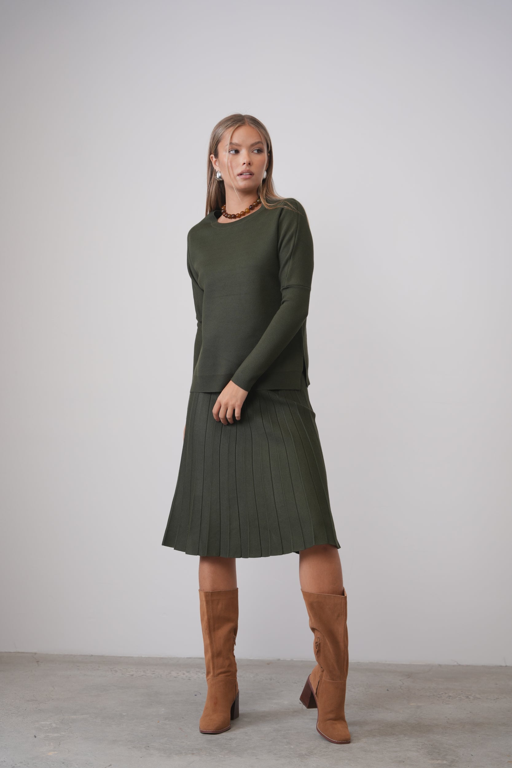 Knit Pleated Skirt 26"