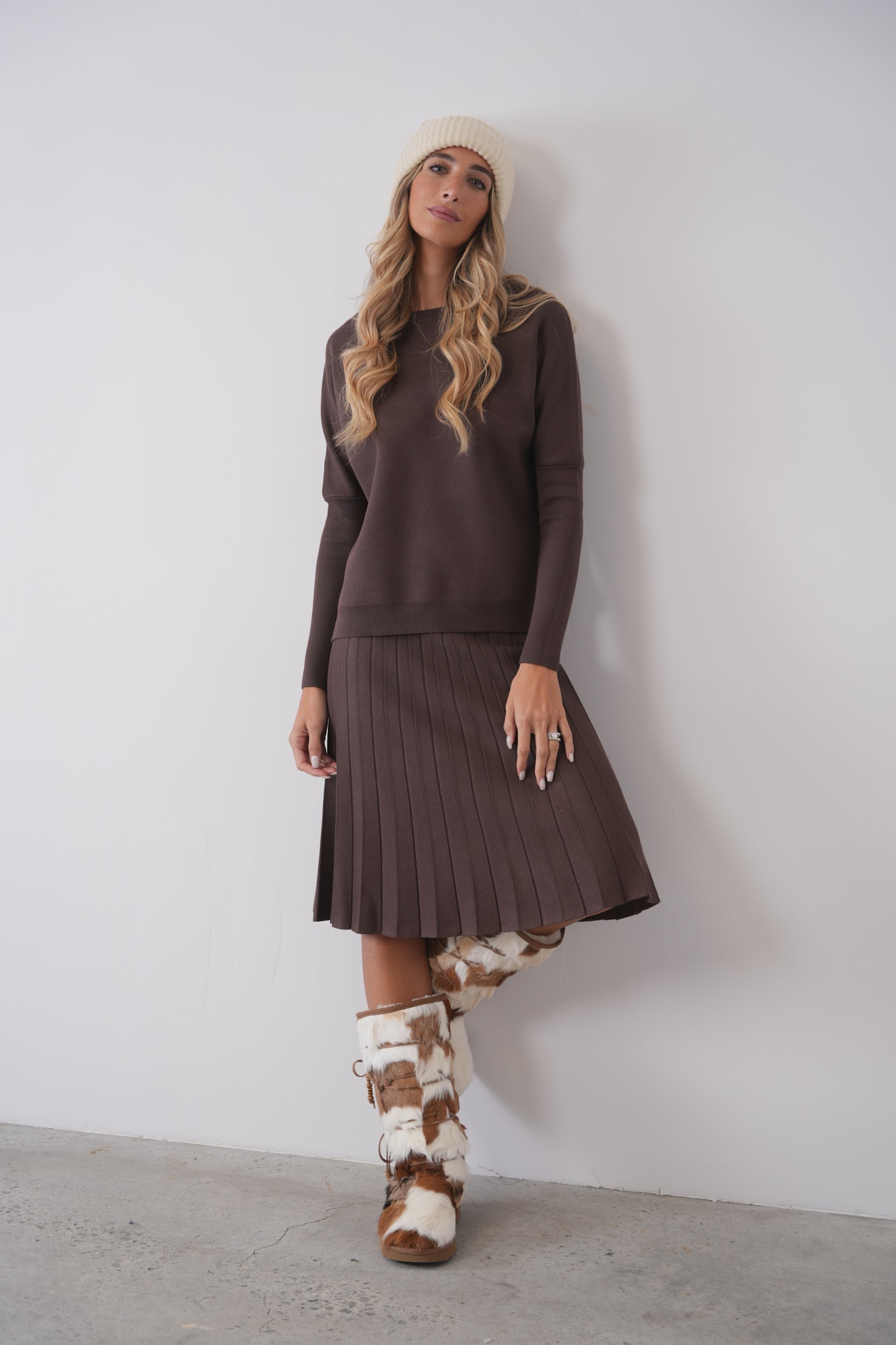 Knit Pleated Skirt 26"