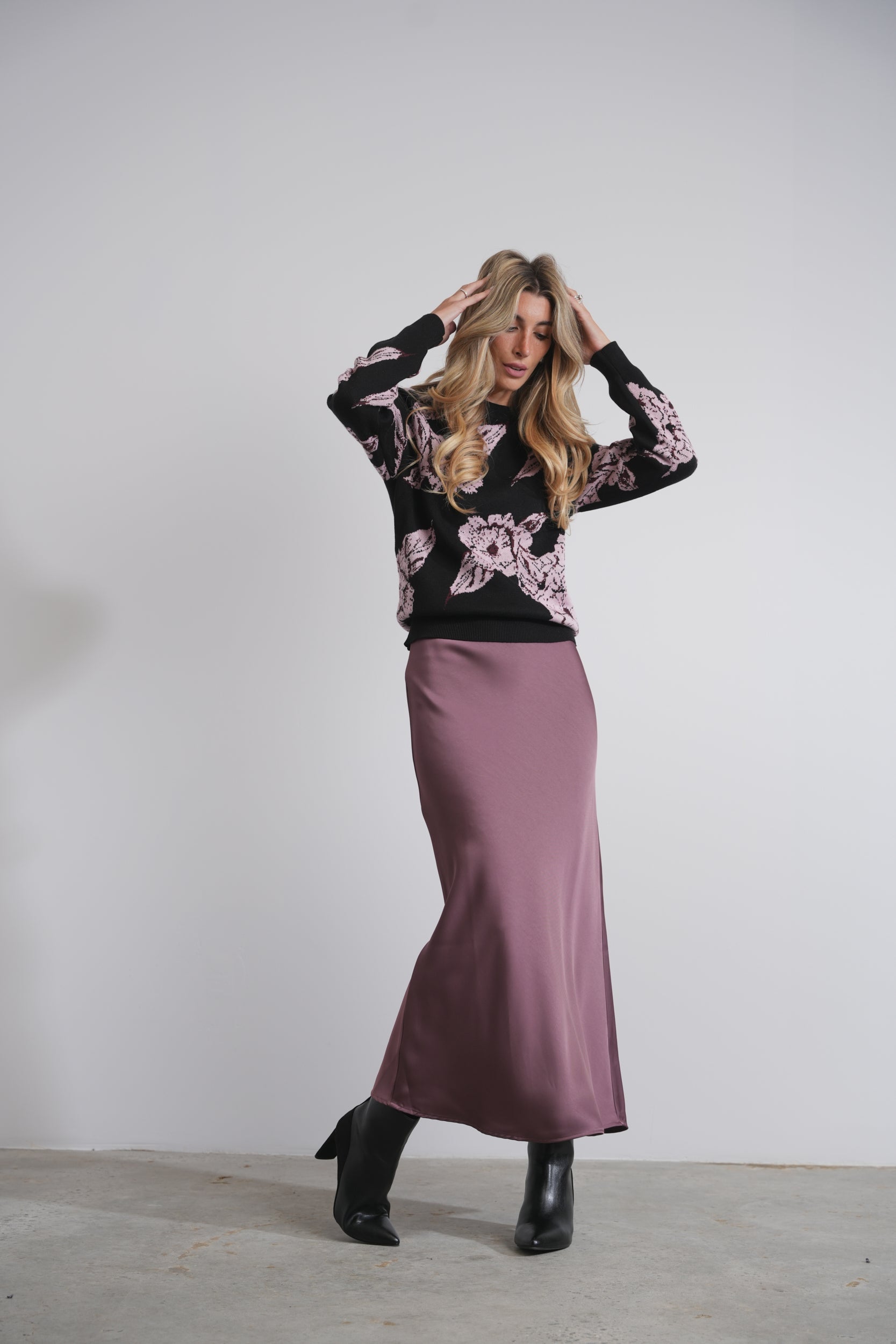 Elastic Waist Slip Skirt