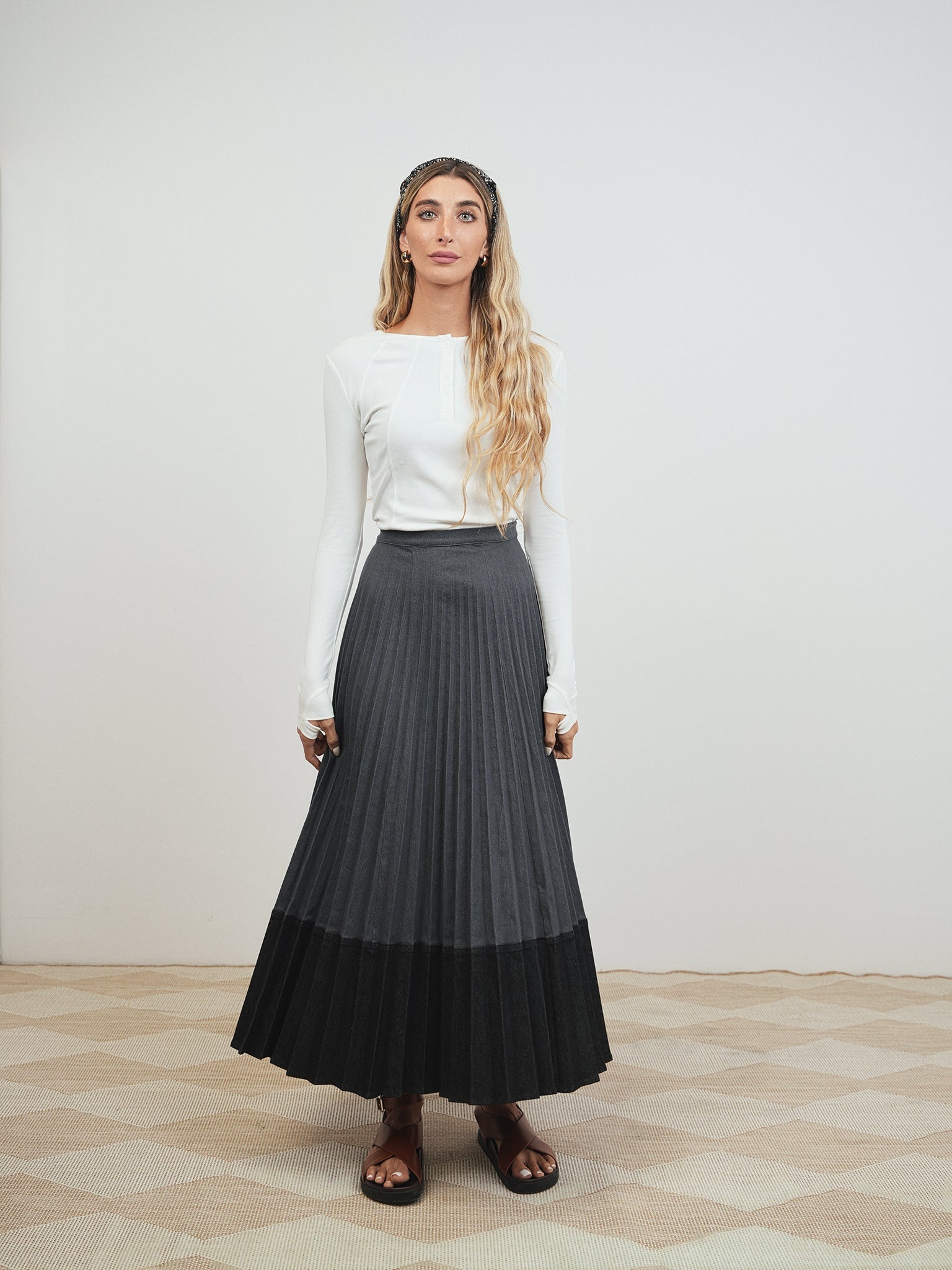 Colorblock Pleated Denim Skirt - Long