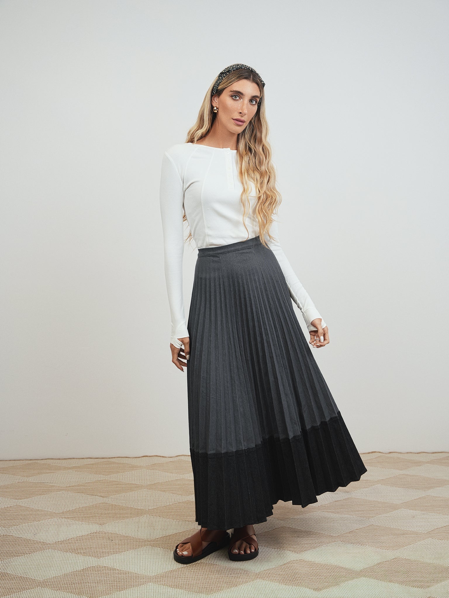 Colorblock Pleated Denim Skirt - Long