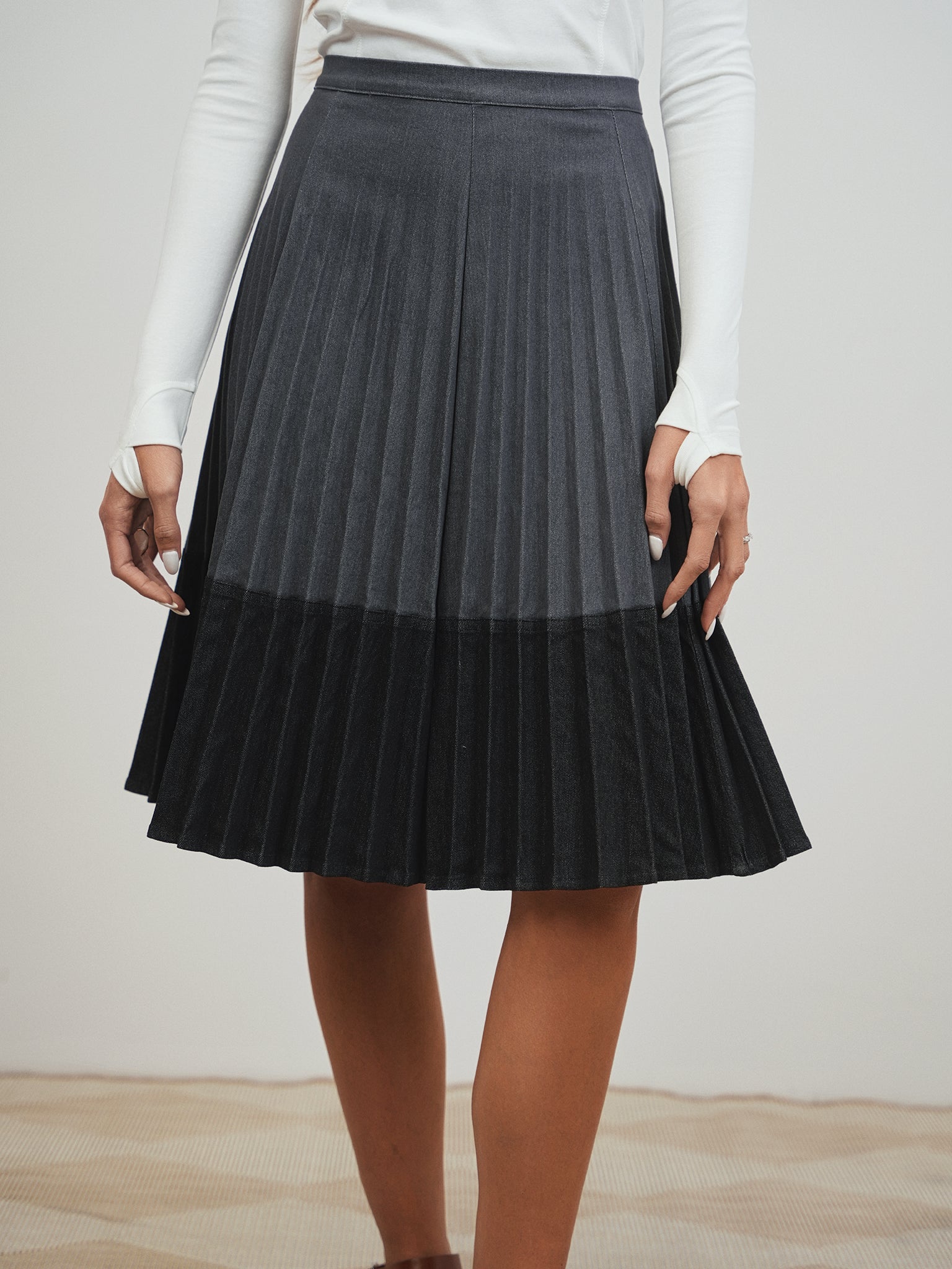 Colorblock Pleated Denim Skirt
