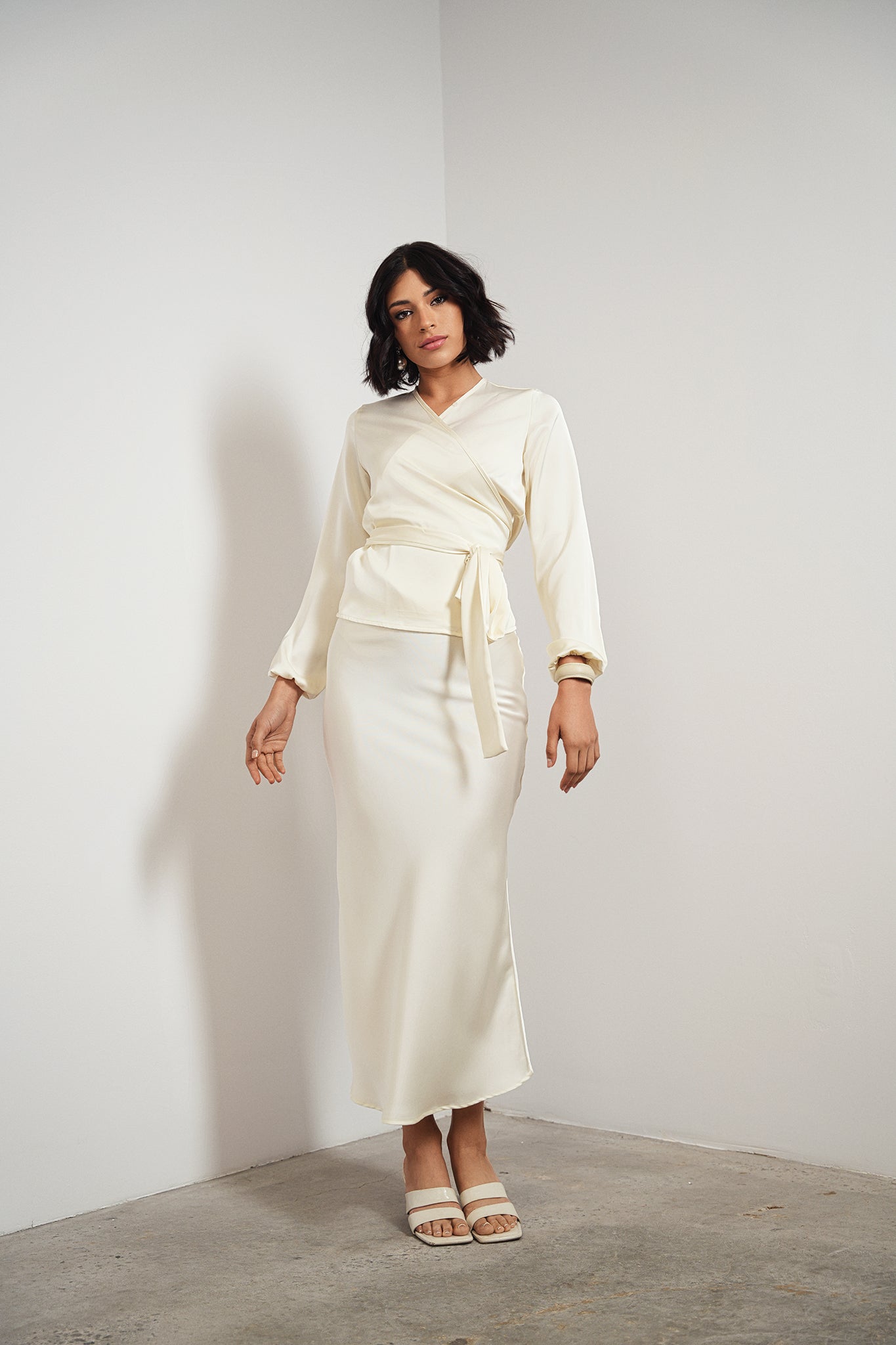 Elastic Waist Slip Skirt