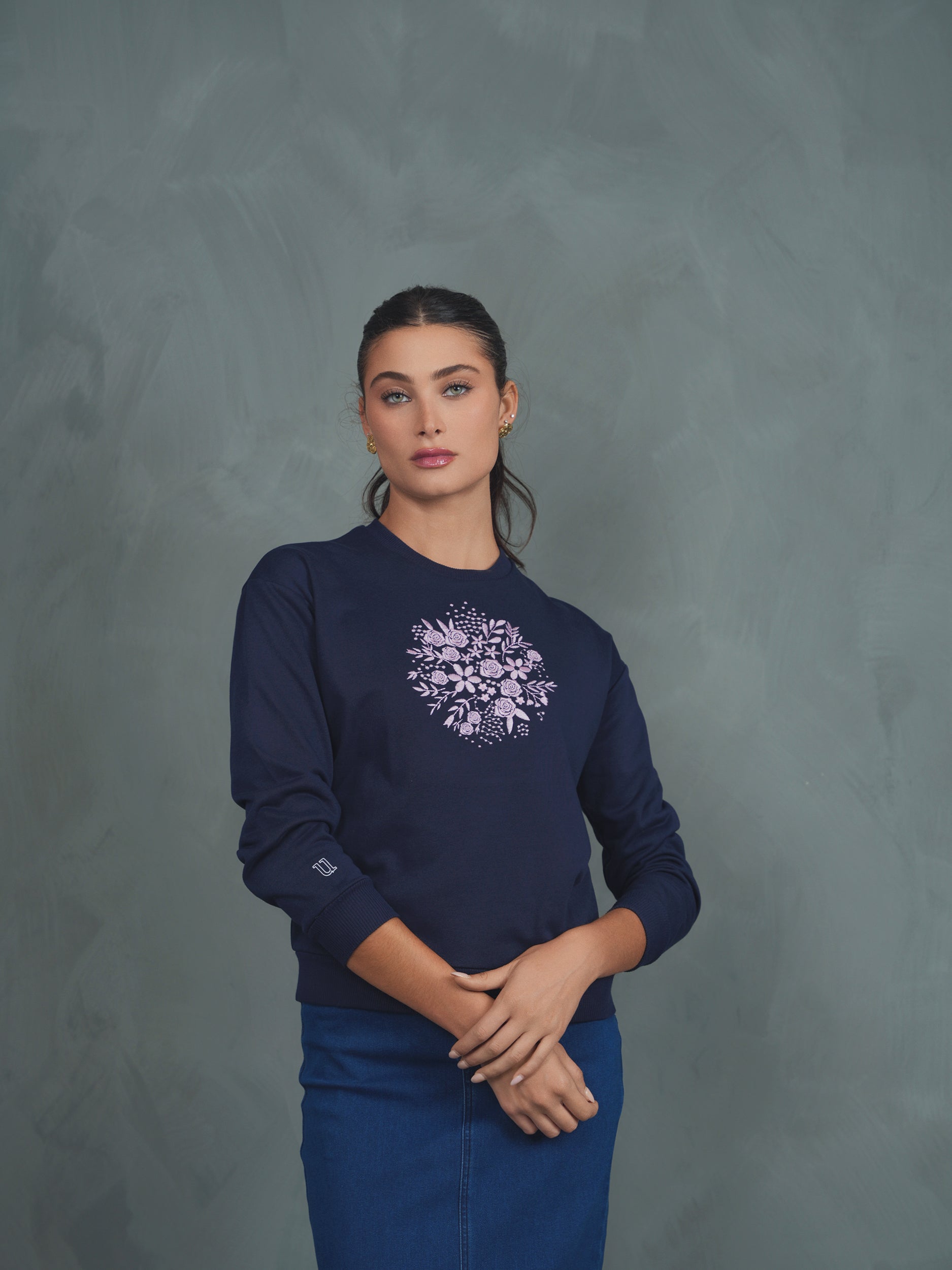 Embroidery Sweatshirt