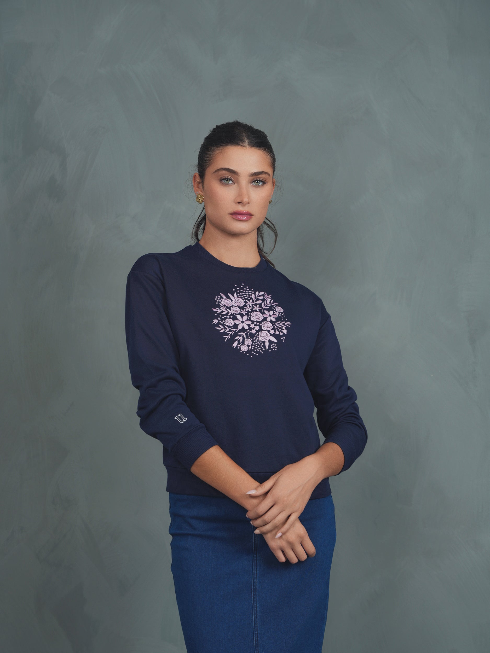 Embroidery Sweatshirt