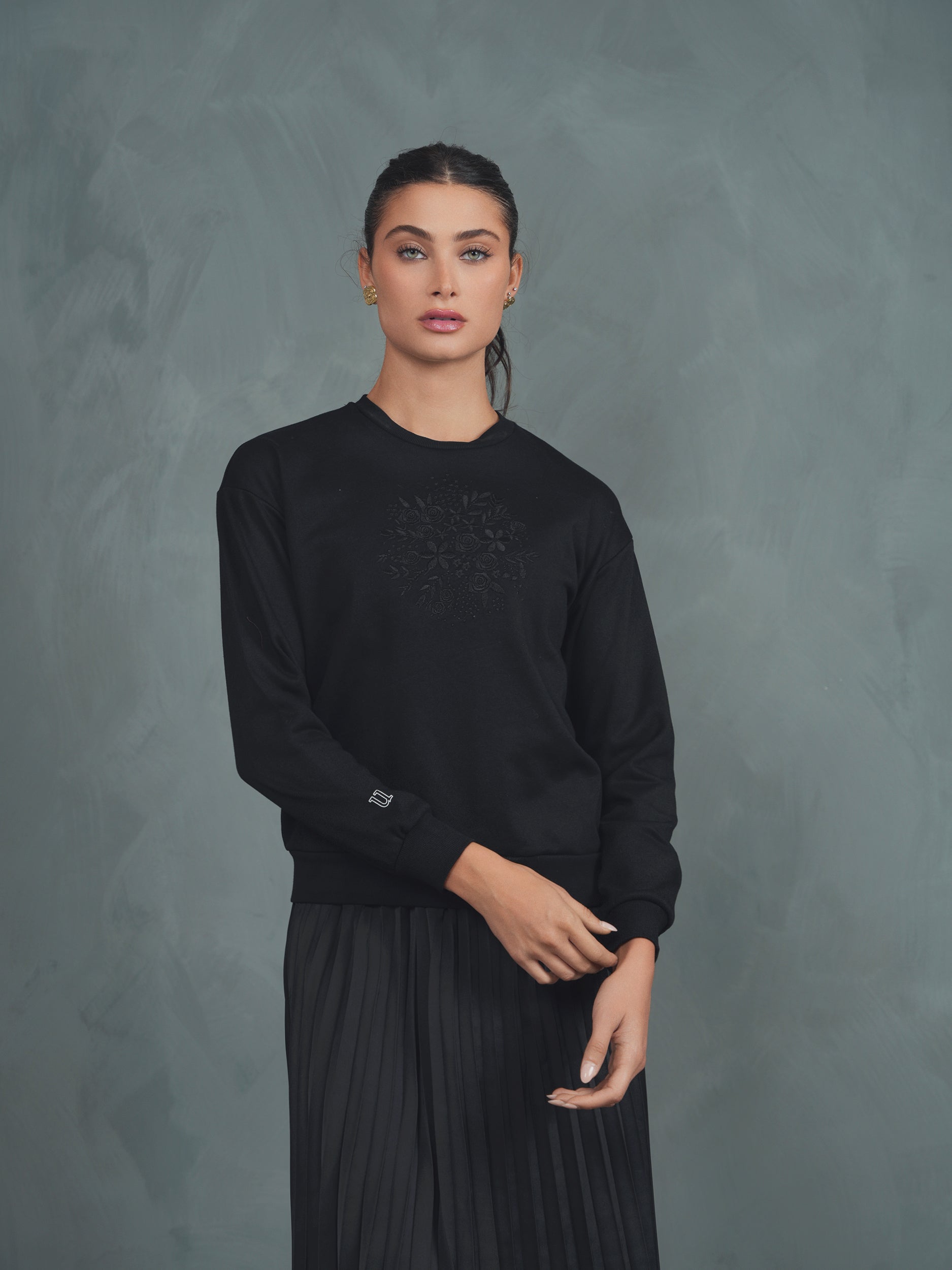 Embroidery Sweatshirt