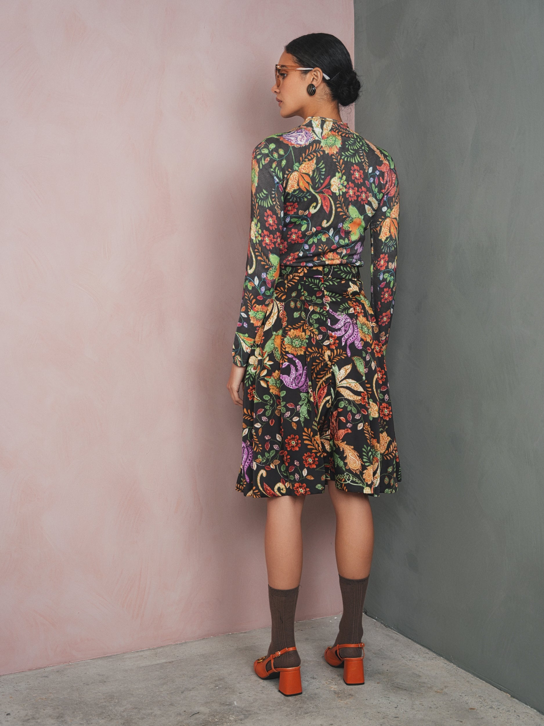 Buttoned Pleated Skirt