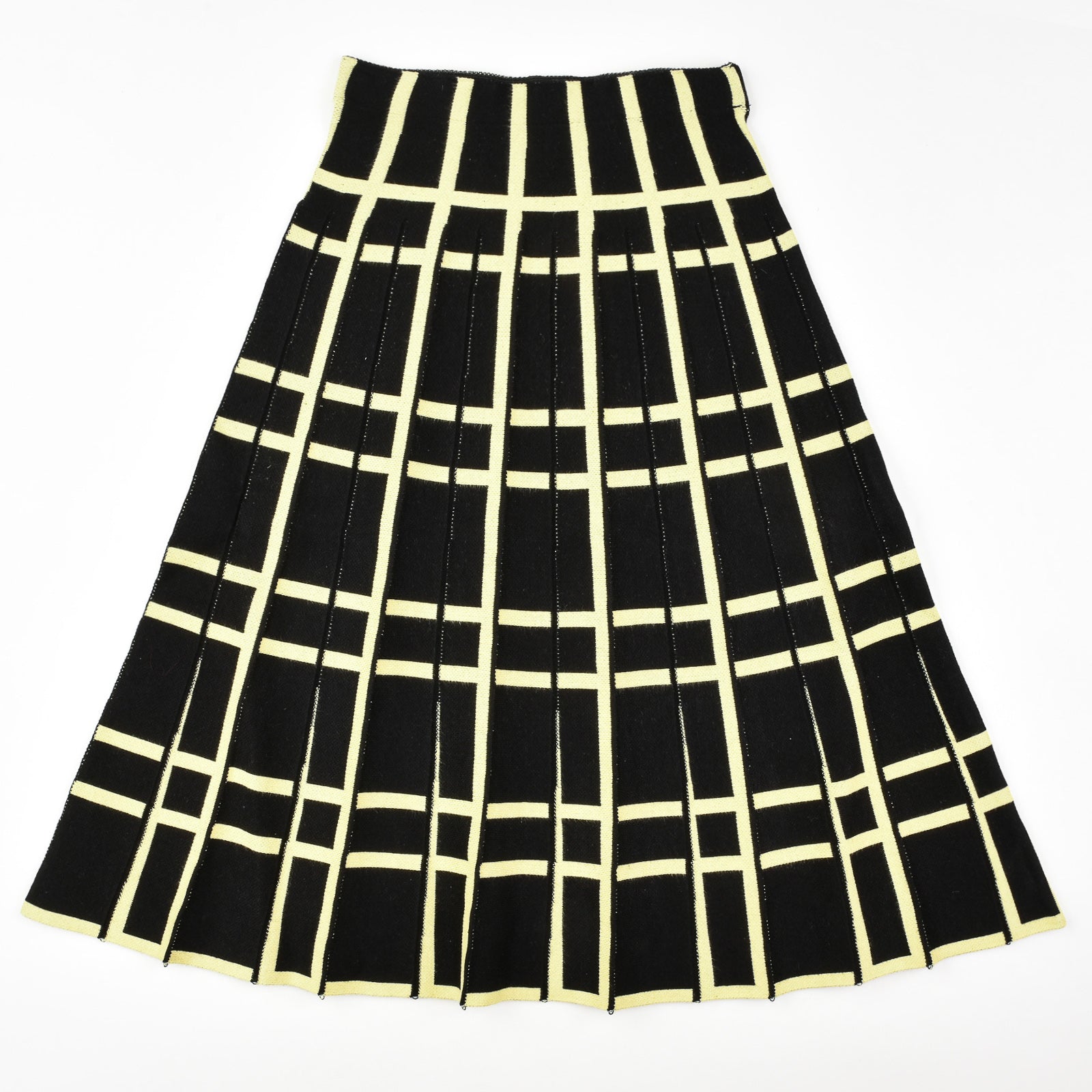 Jacquard Knit Pleated Skirt