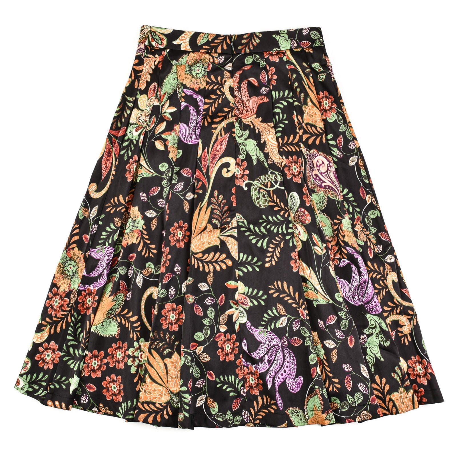 Buttoned Pleated Skirt